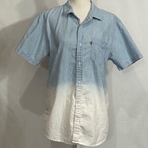 Levi’s short sleeve button up